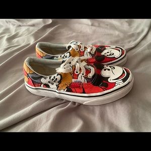Vans X Disney size 1.0